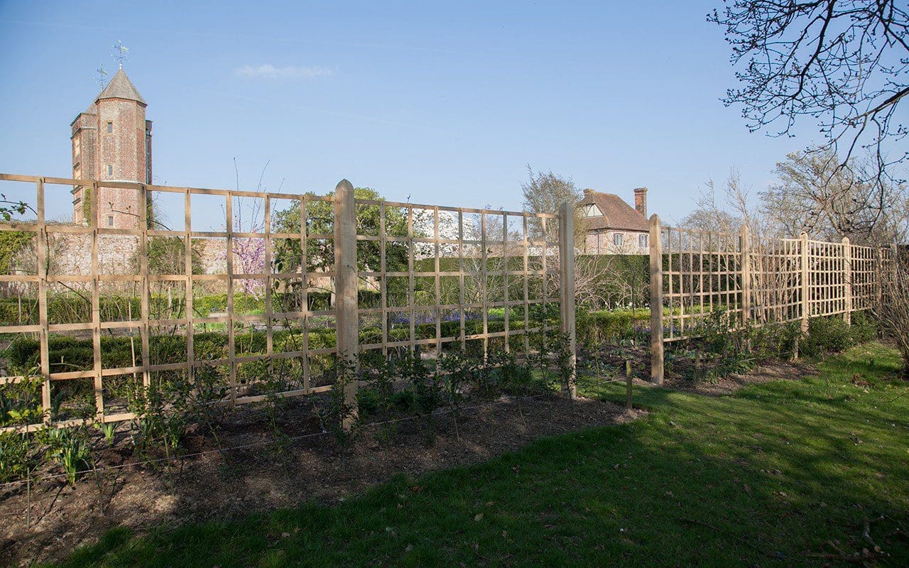 Sissinghurst Castle by Huw Morgan