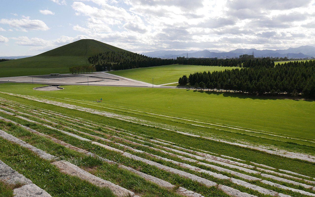 Moerenuma Park - Dig Delve – An online magazine about gardens